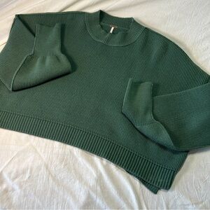 Free People Easy Street Crop Sweater Hunter Green Size Small New w/o tag